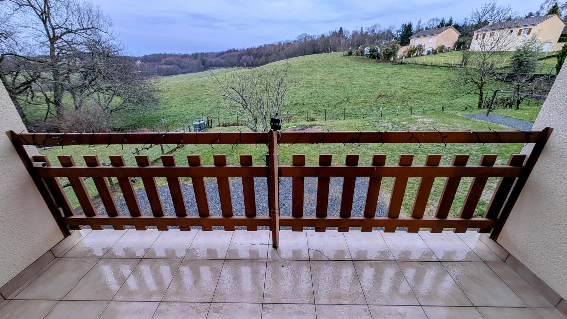 Gite du Fer à Cheval - commune de Saint Yrieix La Perche en Haute-Vienne - Nouvelle Aquitaine - vue du balcon_14