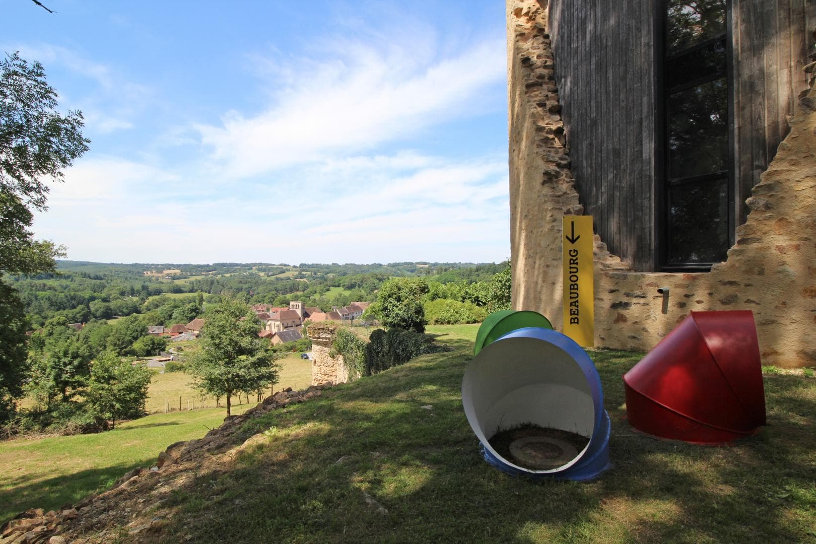 Le vieux château à Vicq sur Breuilh en Haute-Vienne (Nouvelle Aquitaine)_47
