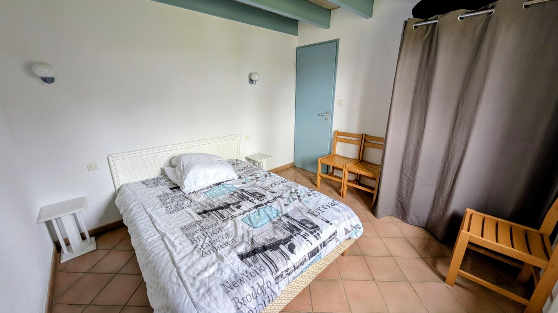 Gite "Royer - Etang de La Roche" à Meuzac en Haute-Vienne (Limousin) - chambre rez de chaussée_7