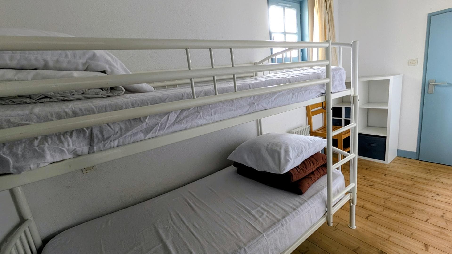 Gite "Royer - Etang de La Roche" à Meuzac en Haute-Vienne (Limousin) - chambre étage_11