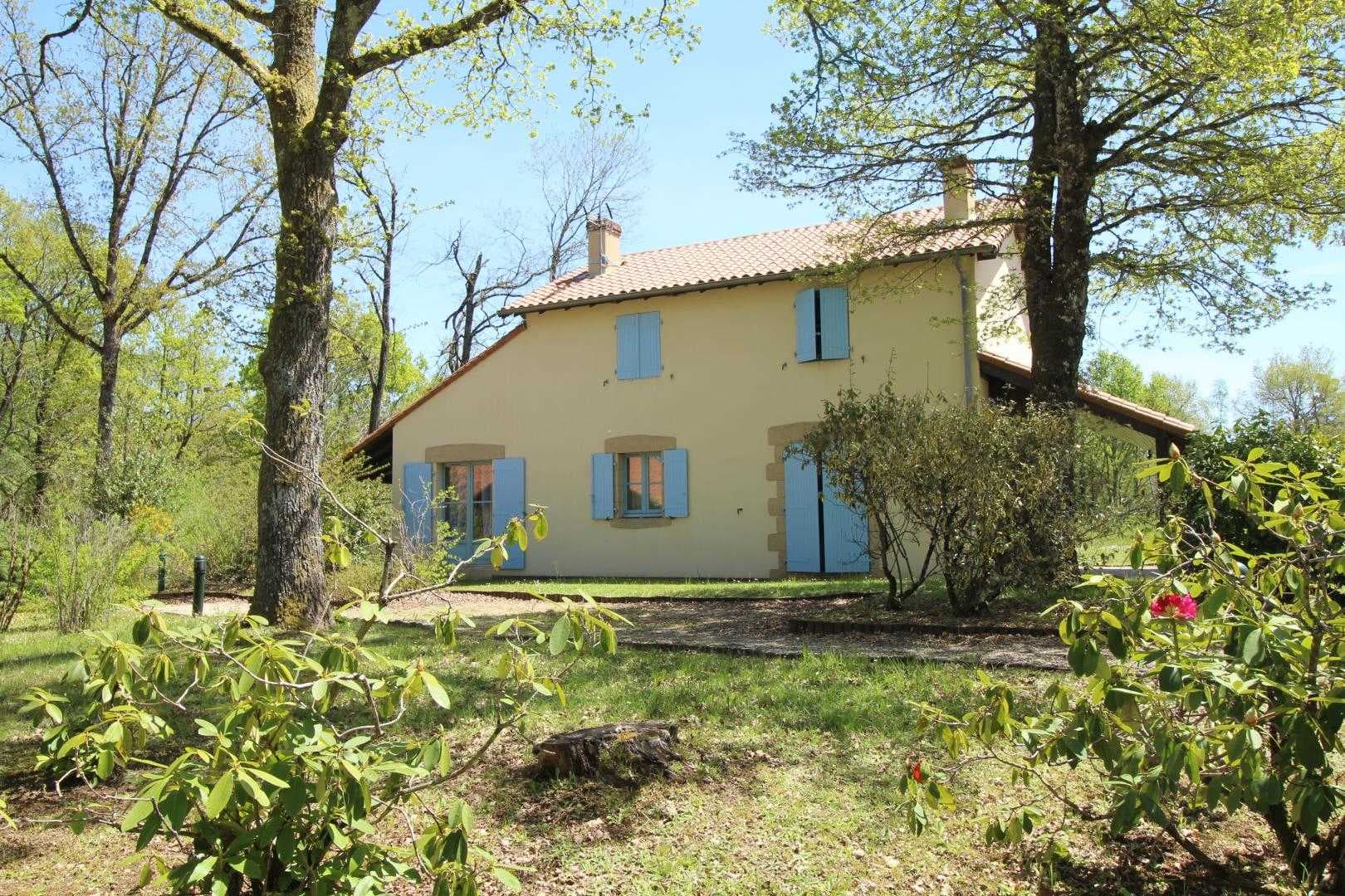 Gite "Royer - Etang de La Roche" à Meuzac en Haute-Vienne (Limousin)_1