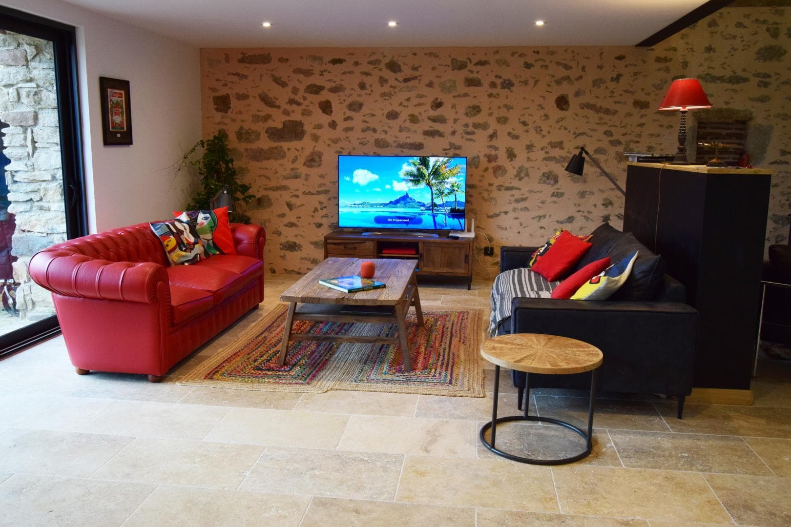 tv area_8