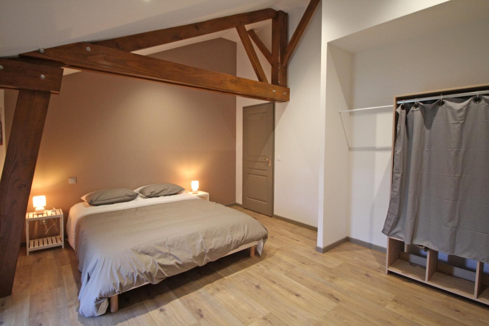 Gîte de 'La Reille' à Cussac en Haute-Vienne (Nouvelle Aquitaine)- chambre Moka à l'étage_25
