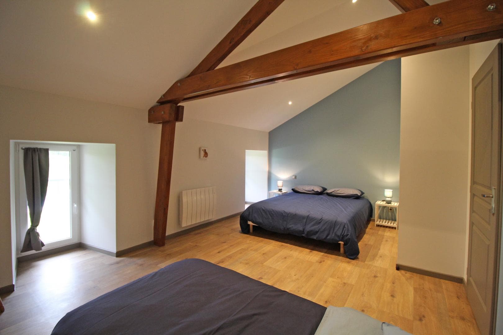 Gîte de 'La Reille' à Cussac en Haute-Vienne (Nouvelle Aquitaine)- chambre bleue à l'étage_32