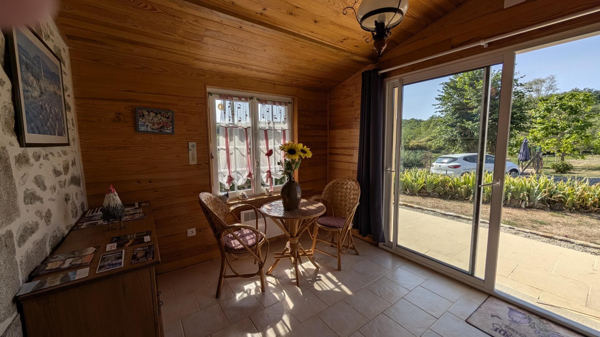 Gite de la Petite Lisonne - commune de Marval en Haute-vienne - Limousin - veranda_8