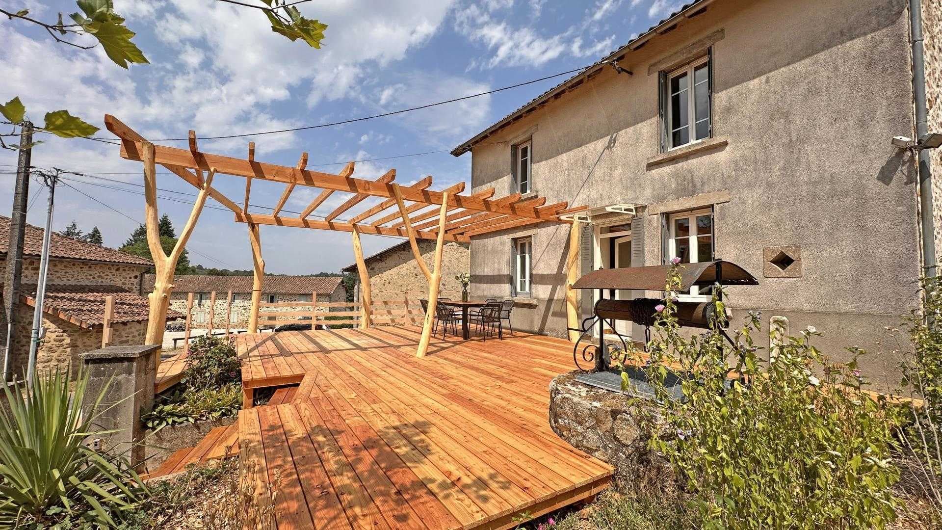 Gîte 'Le charron' à Saint Mathieu en Haute-Vienne(Nouvelle Aquitaine)_1