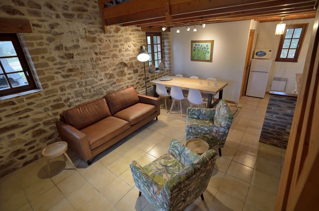 Gîte Les chênes - Le hameau de la Maridèle à Cussac en Haute-Vienne_9