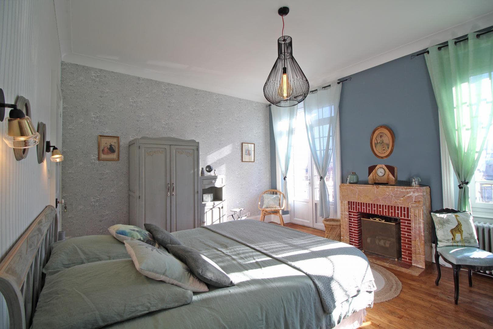 Chambre d'hôtes "Au fil du temps" à châlus - chambre Belle Epoque_27