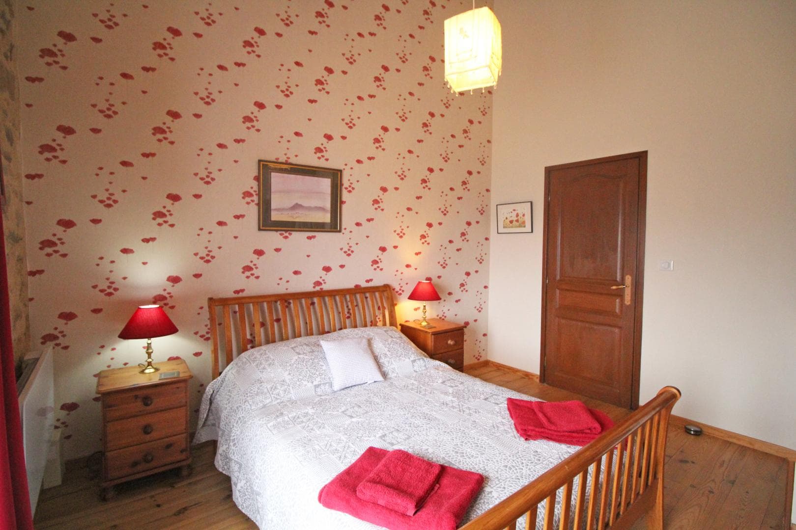 Maison de Massaloux à Gorre en Haute-Vienne (Nouvelle Aquitaine) - chambre coquelicot_18