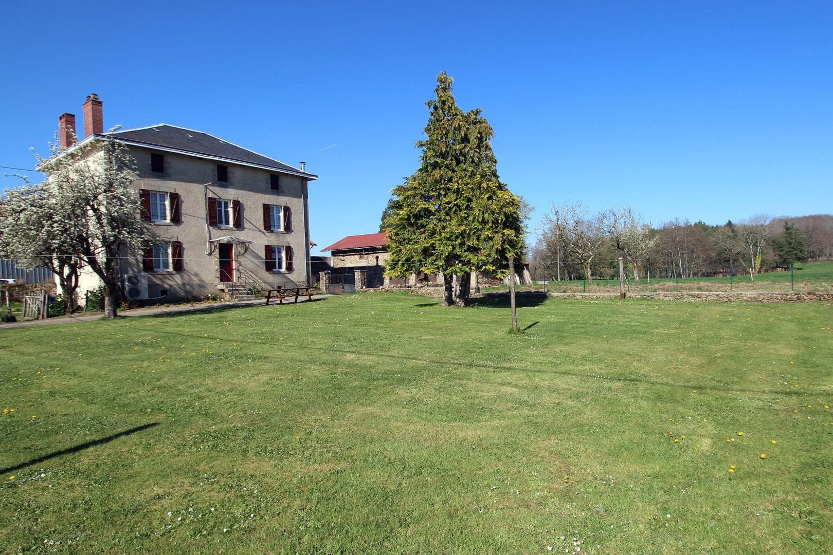 Gite de Naugeat commune de Saint Laurent Sur Gorre en Nouvelle Aquitaine_16