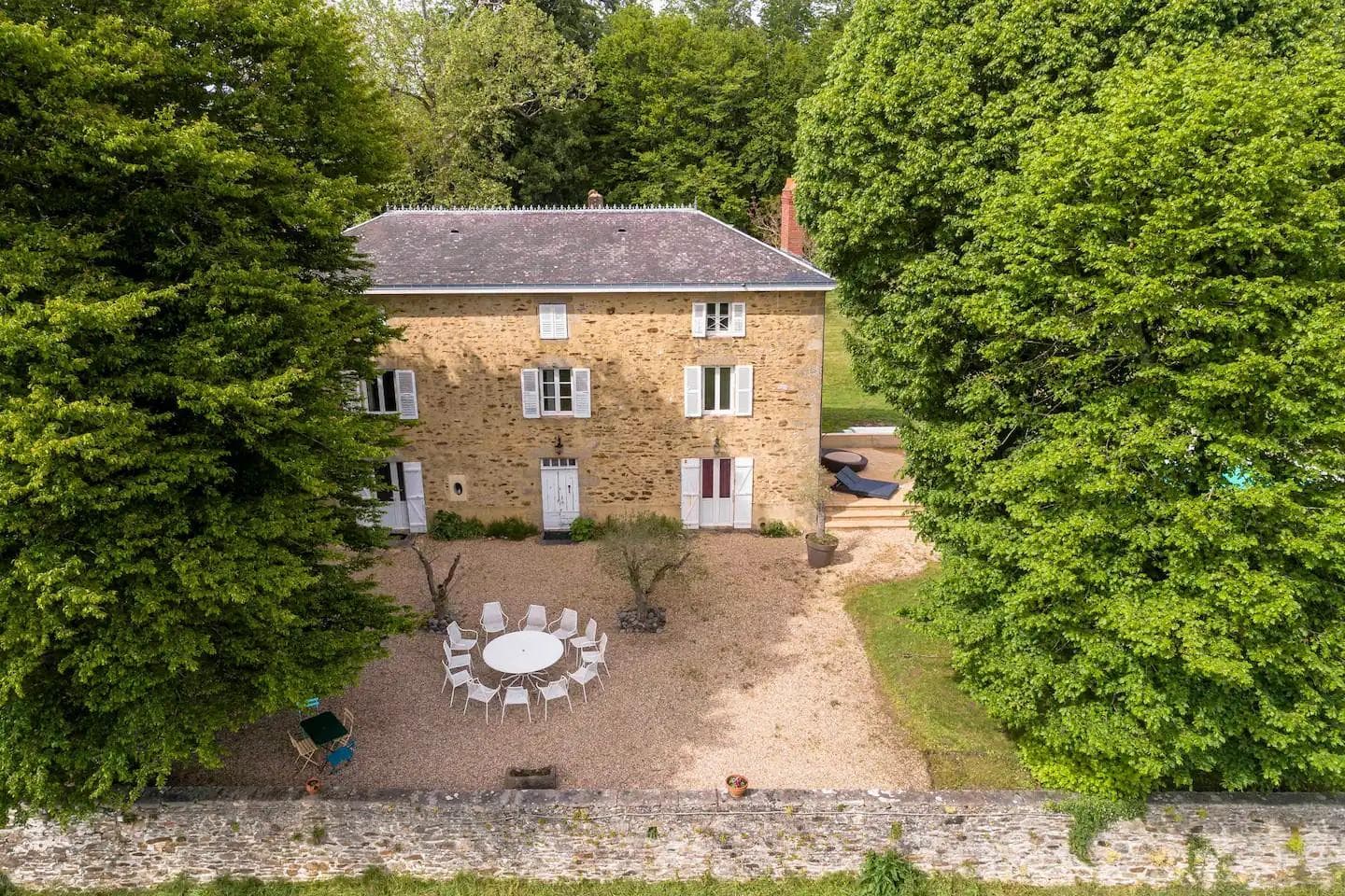 Gîte du Domaine de la Chapelle Blanche à Saint Victurnien en Haute-Vienne (Nouvelle Aquitaine)_1