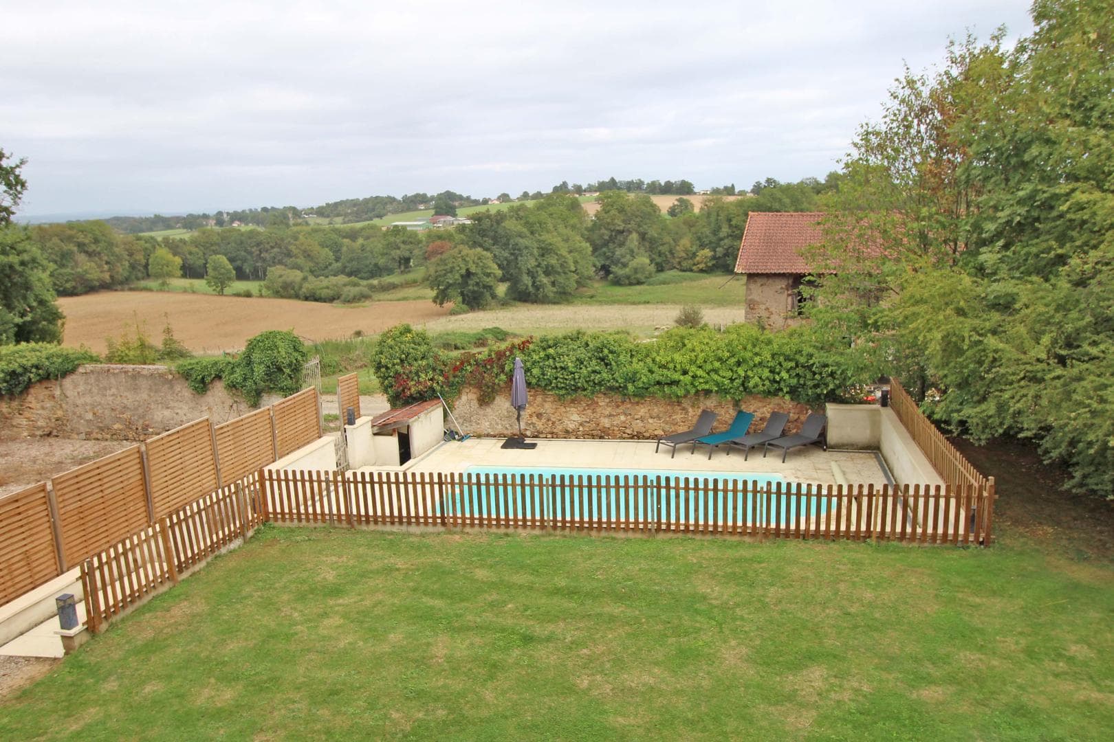 Gîte Le Boucheron à Beynac en Haute-Vienne (Limousin), la piscine_3