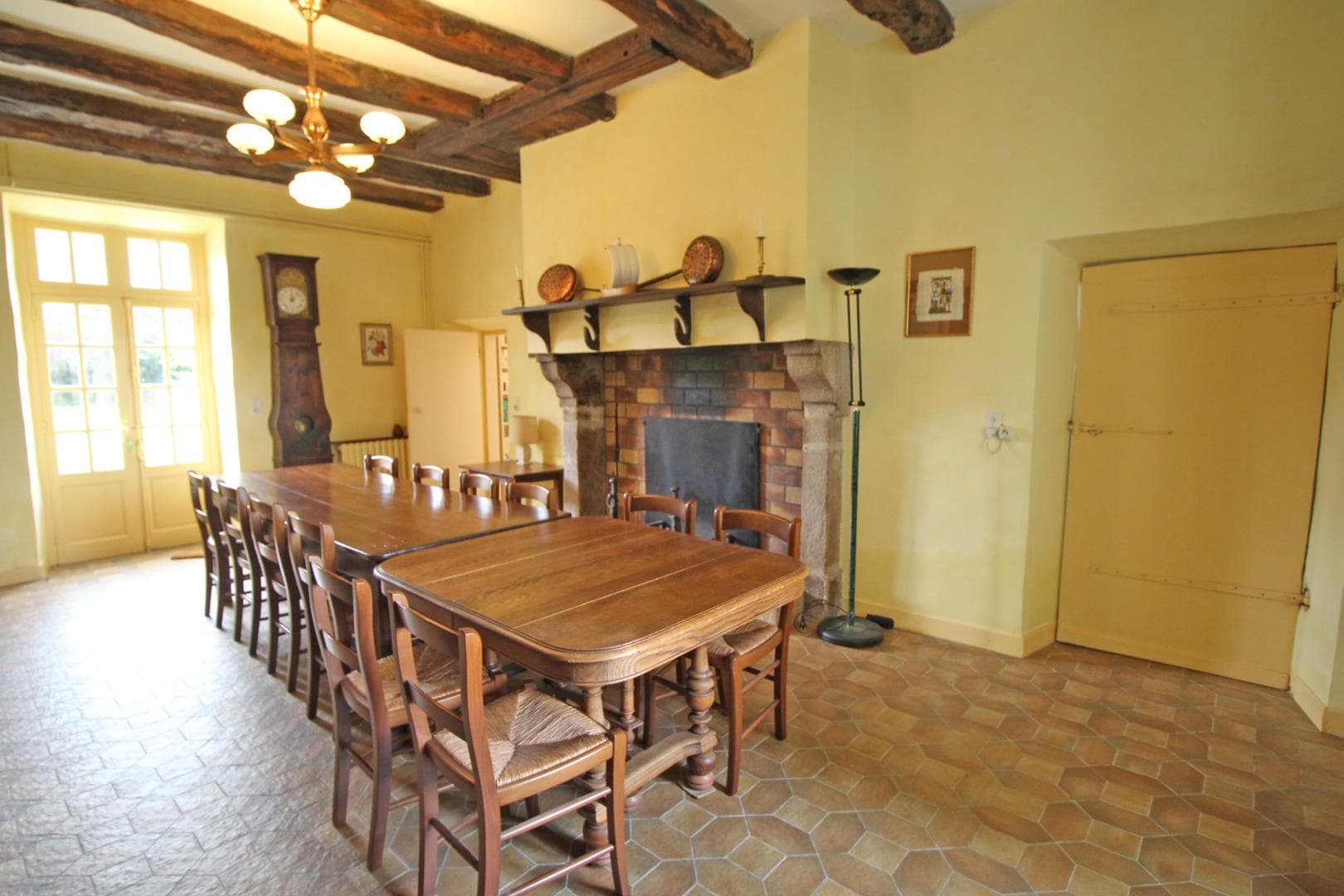 Gite des Hauts de Bosmie, commune de Bosmie L'Aiguille en Limousin - salle à manger_6