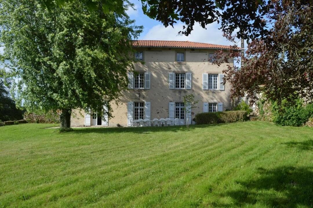 Gite des Hauts de Bosmie, commune de Bosmie l'Aiguille en Limousin_1