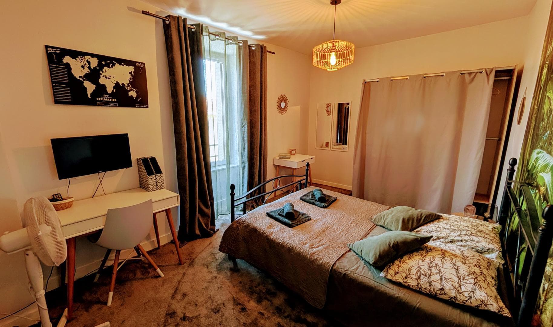 Gîte "Les Eglantiers" commune de Jourgnac en Haute-Vienne (Limousin) - chambre 1er_16
