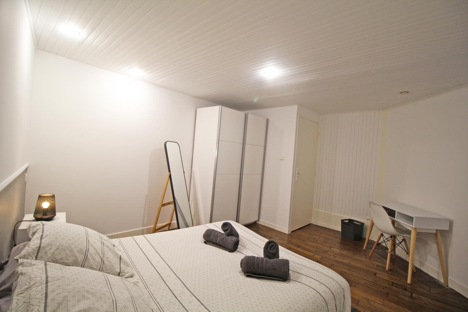 La Maison Haussmannienne à Limoges en Haute-Vienne (Nouvelle Aquitaine)- chambre 3 - 2ème étage_21