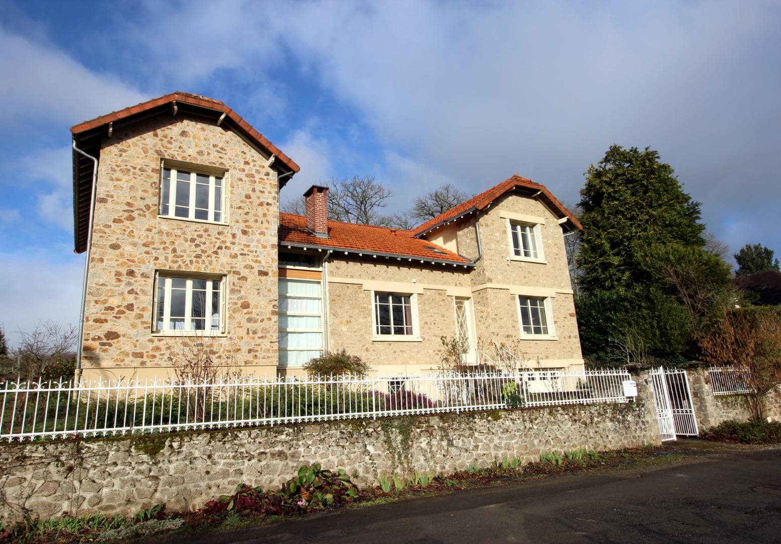 Gîte "Soleil Levant" à Nieul en Haute-Vienne (Limousin en Nouvelle Aquitaine)_21