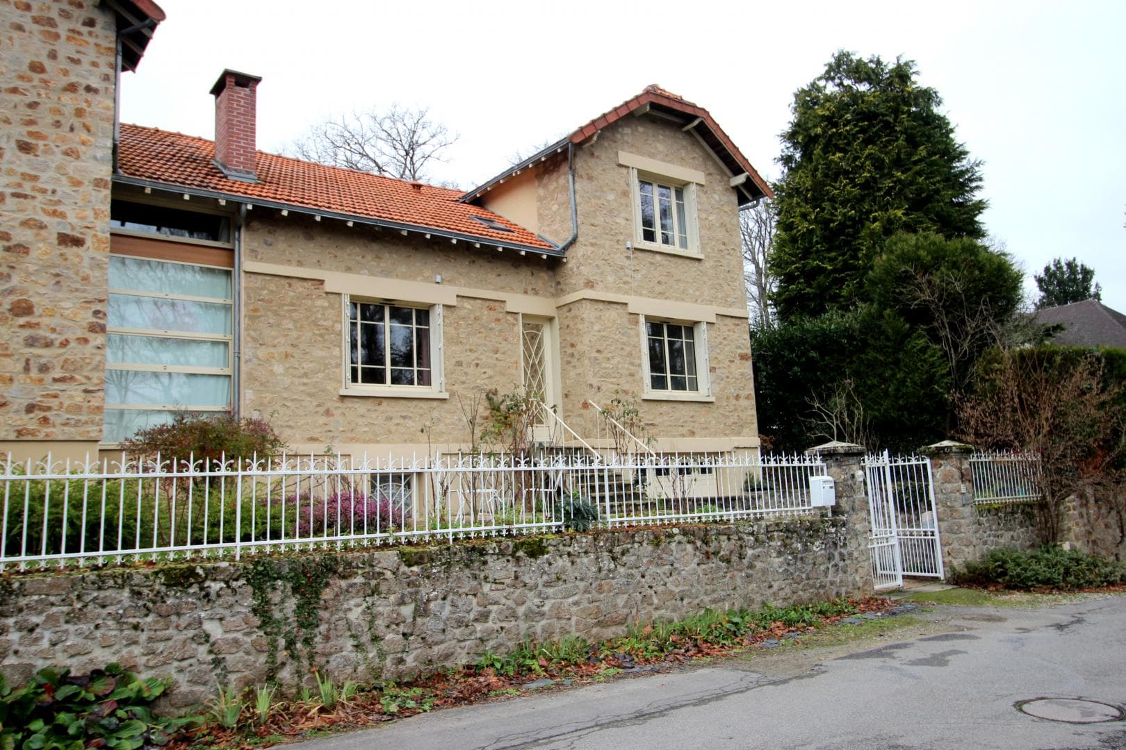 Gîte "Soleil Levant" à Nieul en Haute-Vienne (Limousin en Nouvelle Aquitaine)_1
