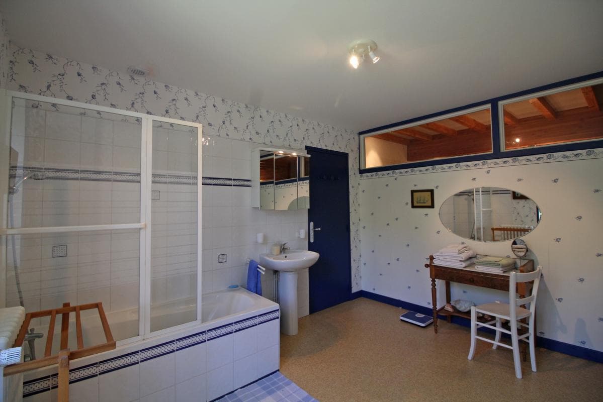 Chambre d'hôtes de la Ferme de la Roche à Bonnac la Côte en Haute-Vienne (Limousin)- Suite familiale Vert Limousin_15