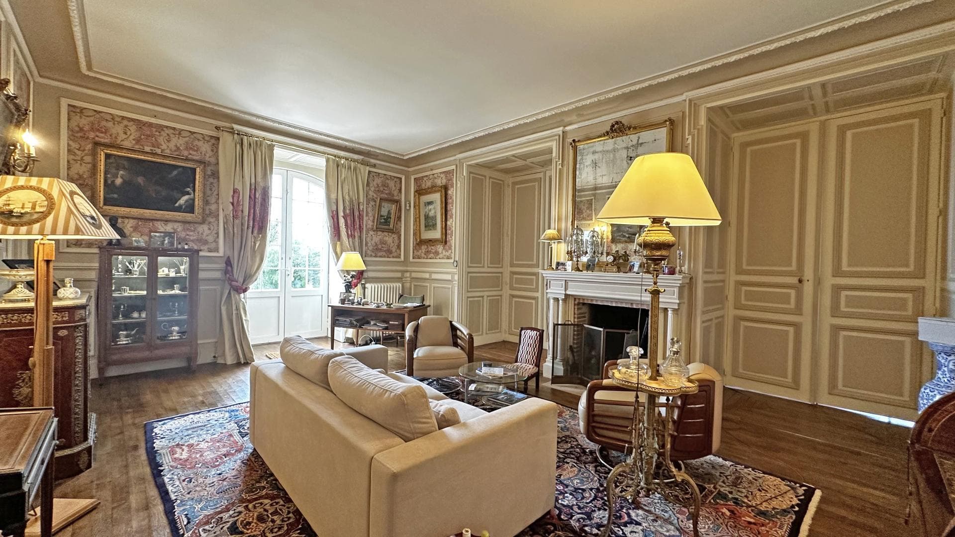 Chambre d'hôtes "Le Chateau De La Chabroulie" à Isle en Haute-Vienne (Nouvelle Aquitaine)_4