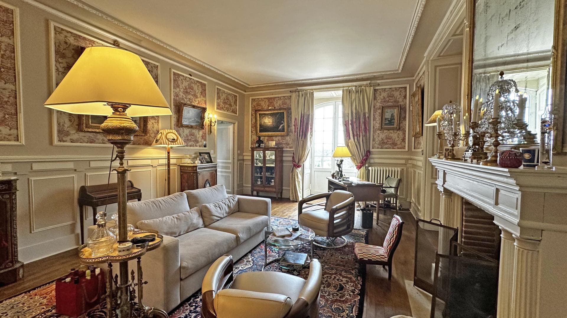 Chambre d'hôtes "Le Chateau De La Chabroulie" à Isle en Haute-Vienne (Nouvelle Aquitaine)_7