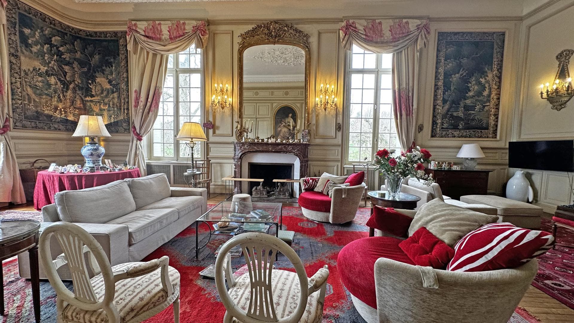 Chambre d'hôtes "Le Chateau De La Chabroulie" à Isle en Haute-Vienne (Nouvelle Aquitaine)_11