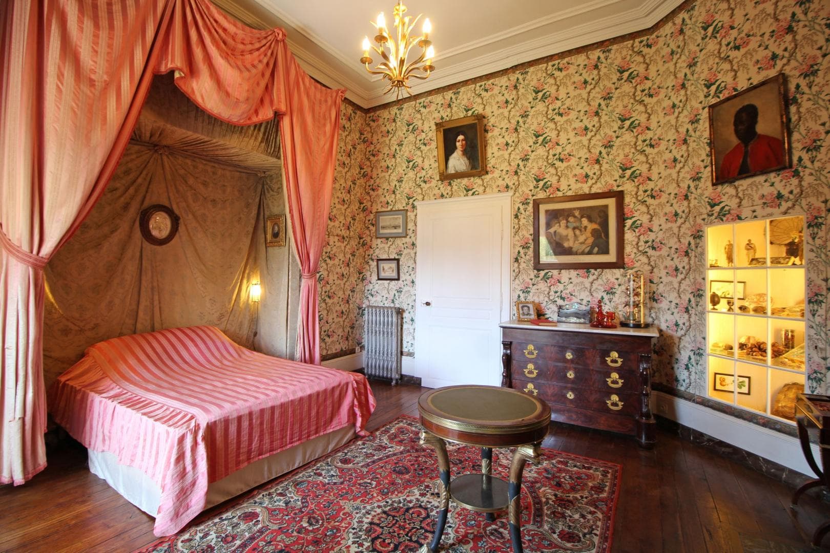 Château de Bort à Saint Priest Taurion en Haute-Vienne (Nouvelle Aquitaine)- Chambre des îles_25
