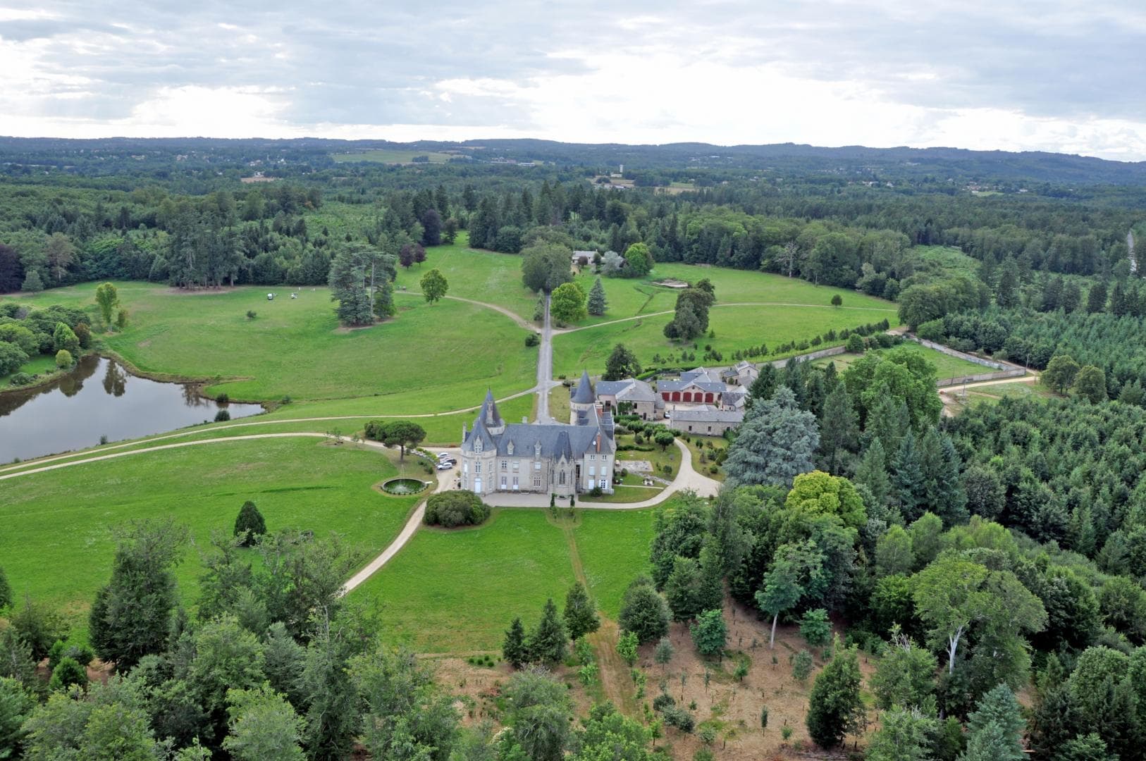 Château de Bort à Saint Priest Taurion en Haute-Vienne (Nouvelle Aquitaine)- vue aérienne_58