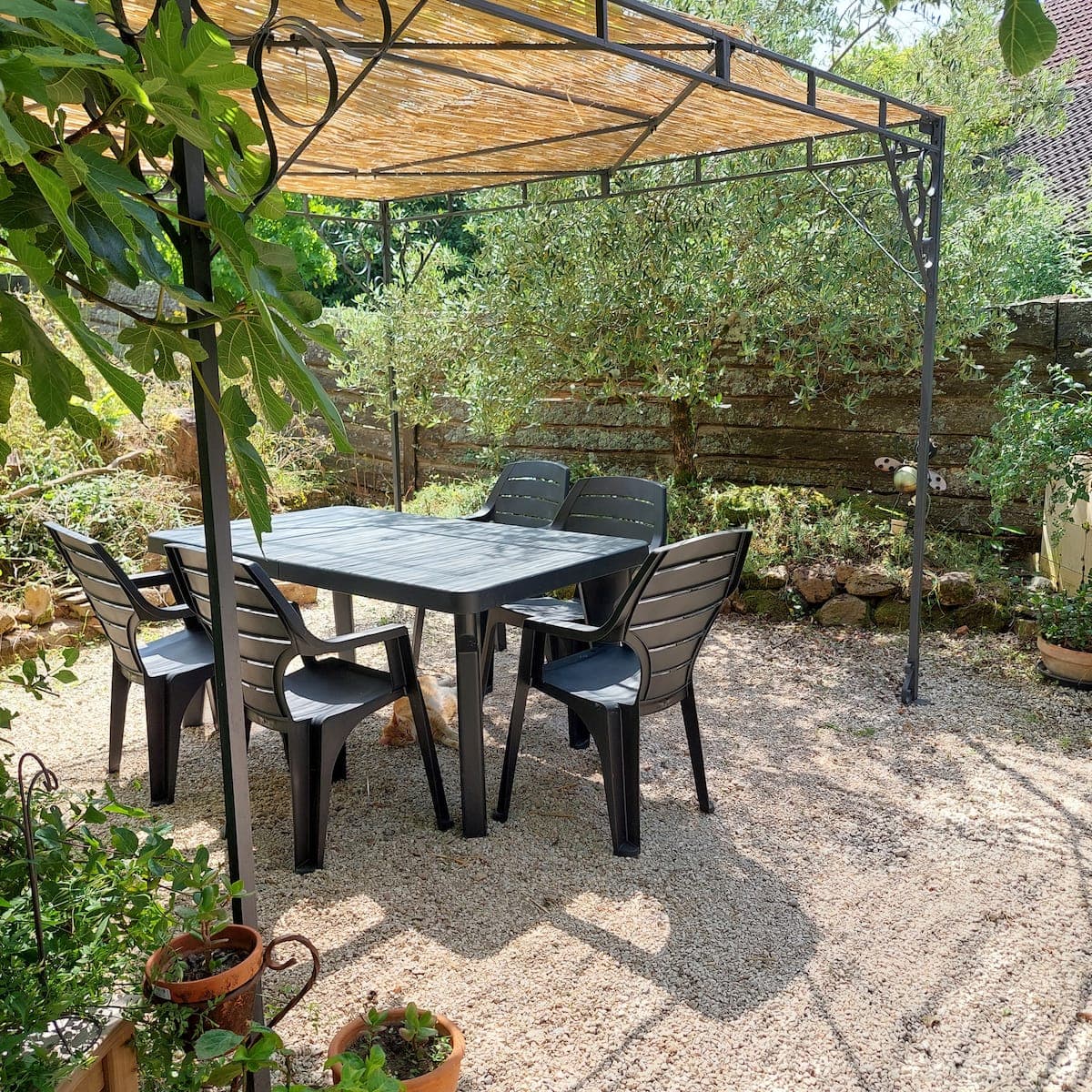 Espace repas extérieur