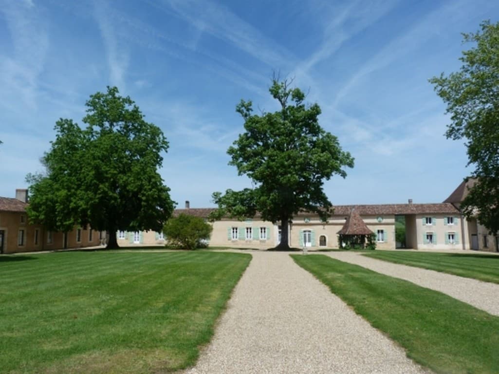 Chaulnes-Bergeronnettes-cour-chemin