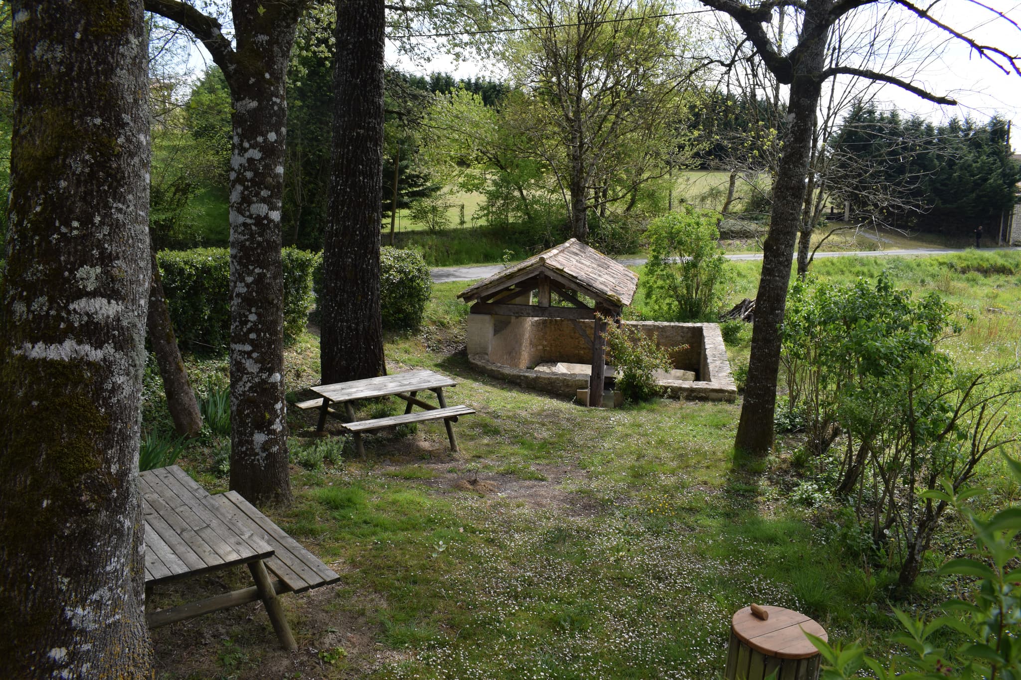AIRE PIQUE NIQUE LAVOIR RAMONETTE 2