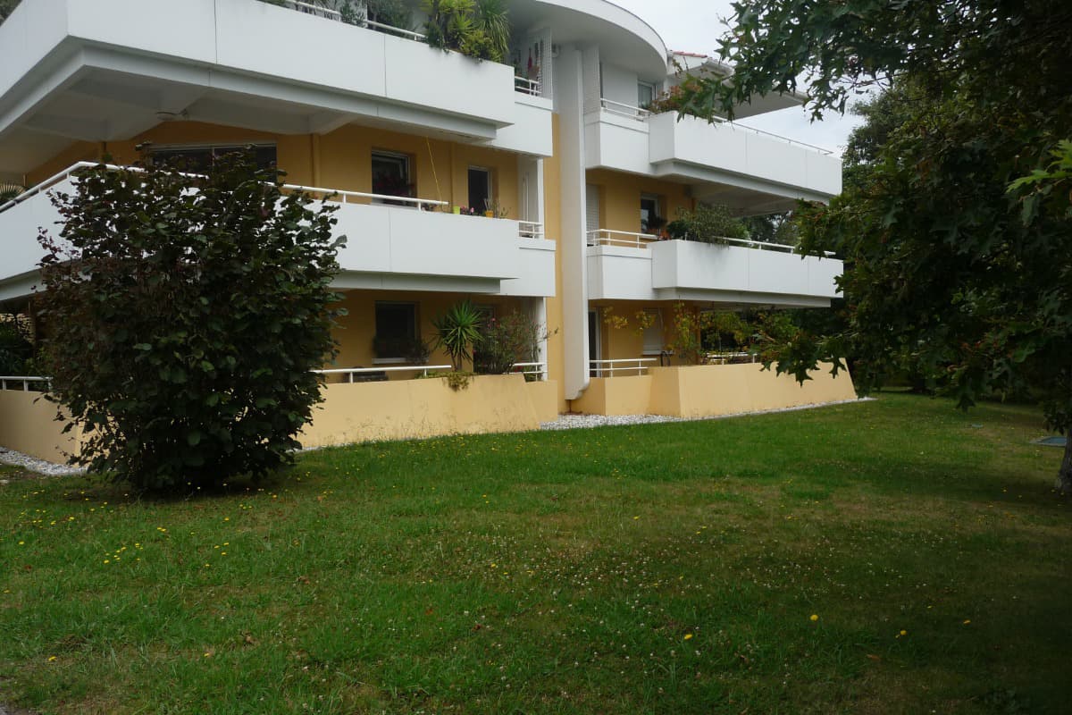 APPARTEMENT LAUSSUCQ