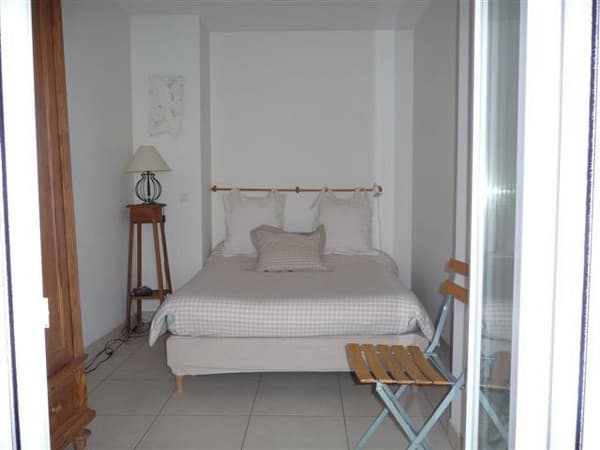 APPARTEMENT LAUSSUCQ