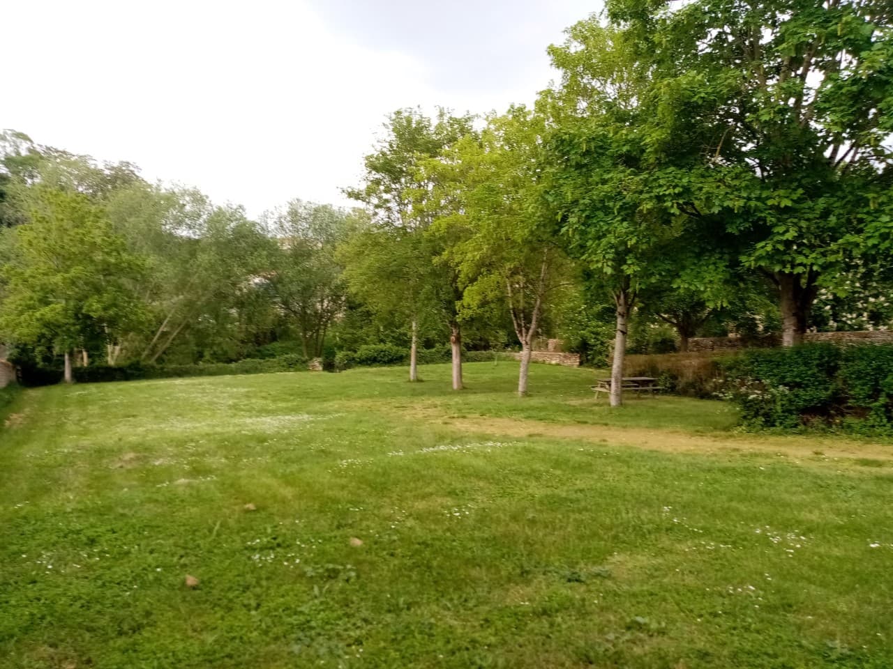 Aire naturelle camping St Generoux Thouars Thouarsais Deux Sevres