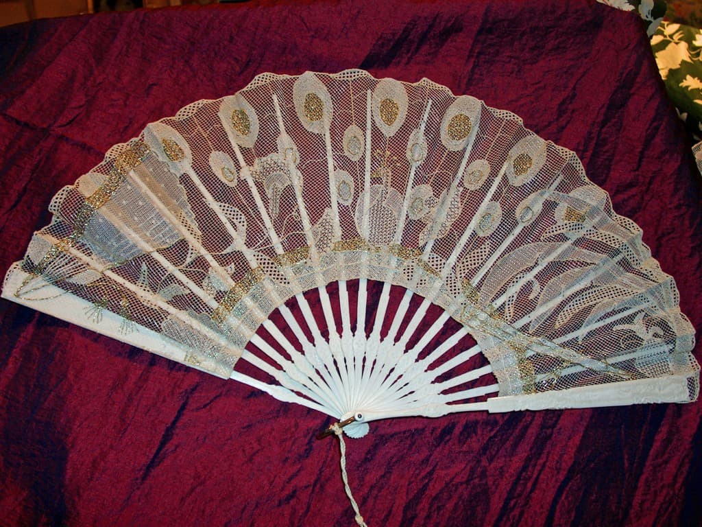 Atelier du Poinct de Tulle – dentelle à l'aiguille_11
