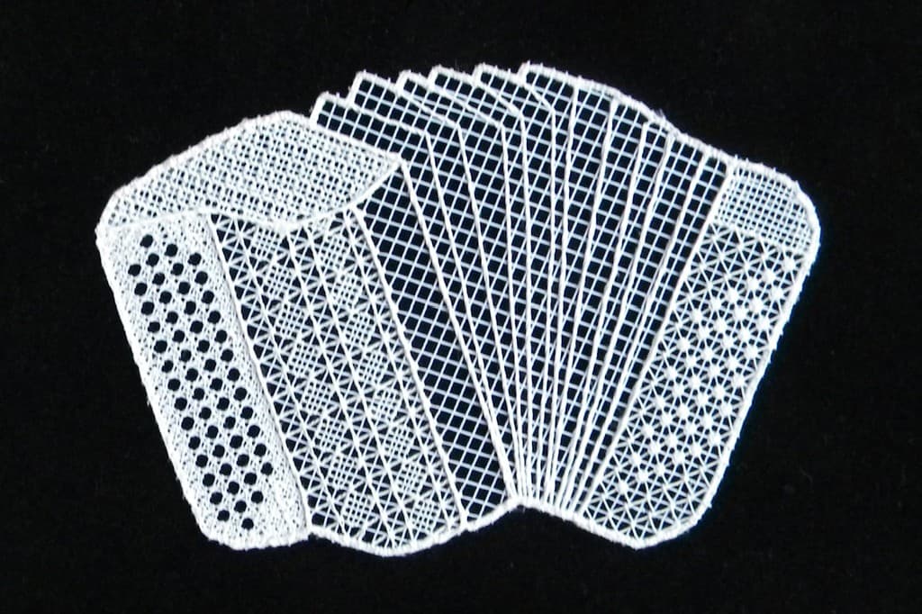 Atelier du Poinct de Tulle – dentelle à l'aiguille_10