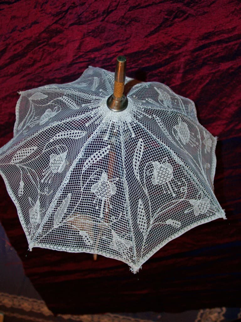 Atelier du Poinct de Tulle – dentelle à l'aiguille_12