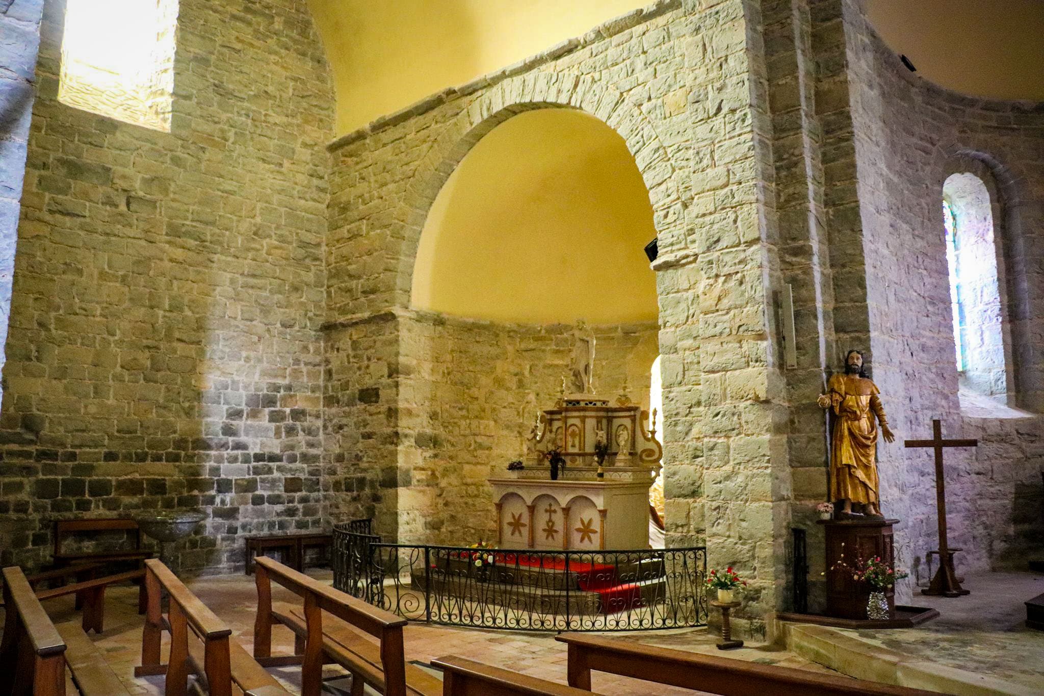 Abbaye-sauvelade-chapelle-statue