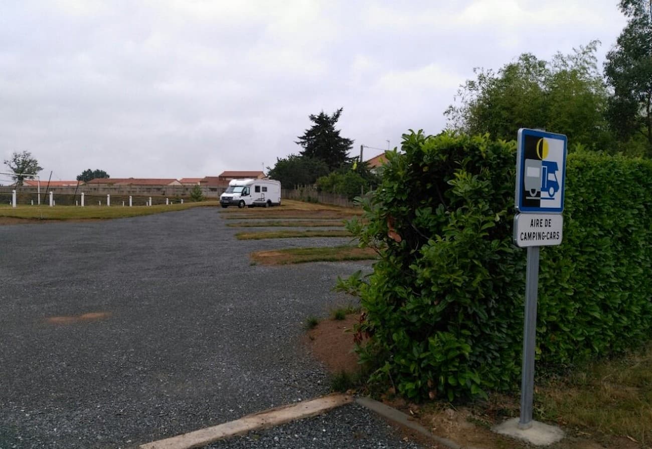 Aire de camping-car 2 Mauléon