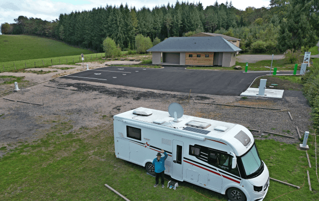 Aire-camping-car-park-de-Goulles2