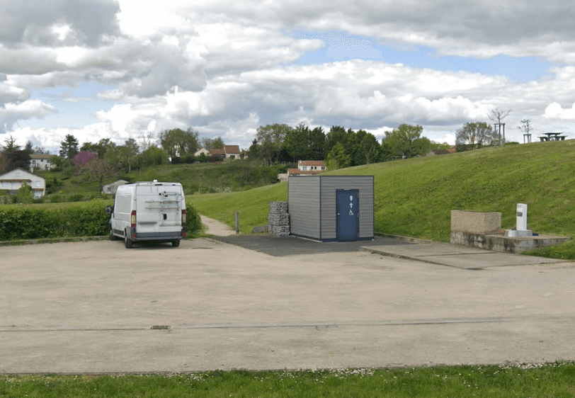 Aire camping-cars L'Hommaizé