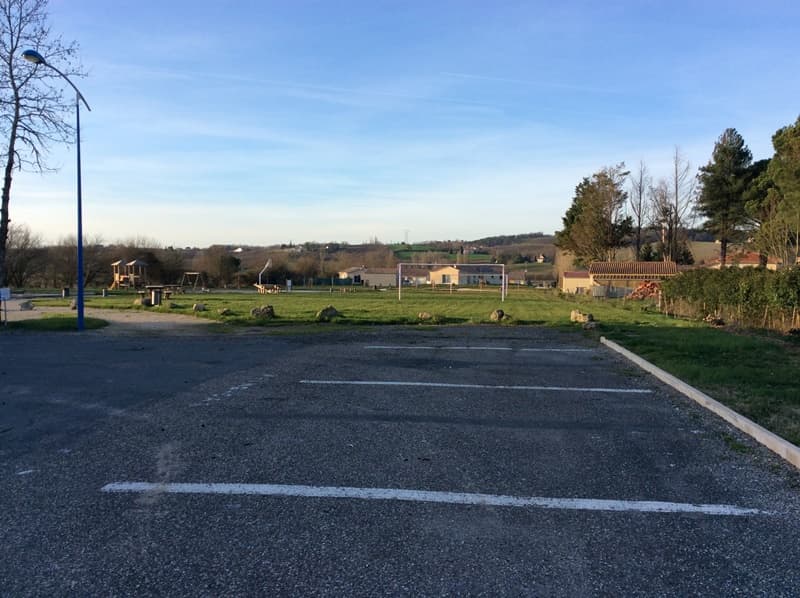 Aire de camping car Varès