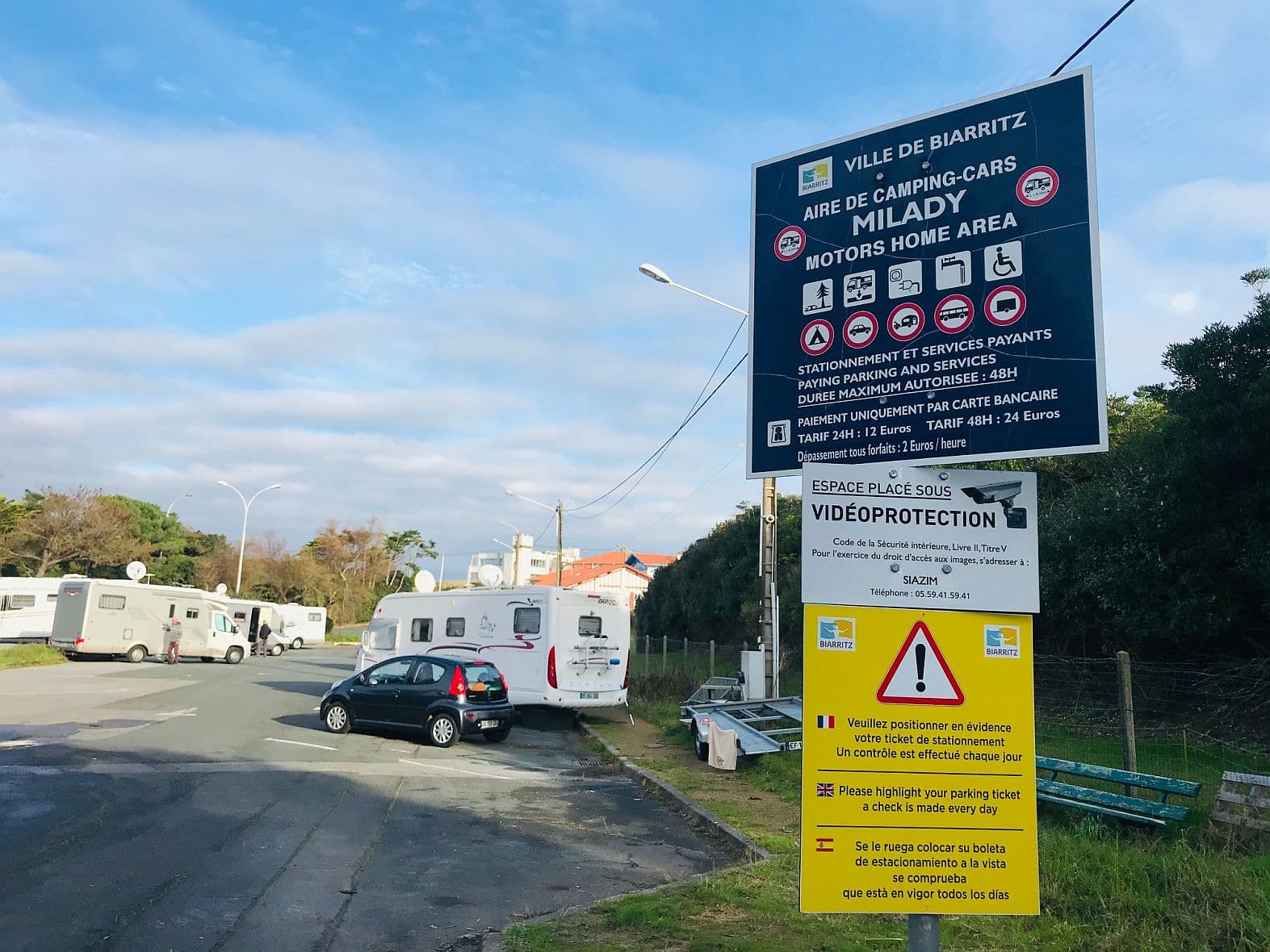Aire de camping cars Milady - Biarritz - Extérieurs