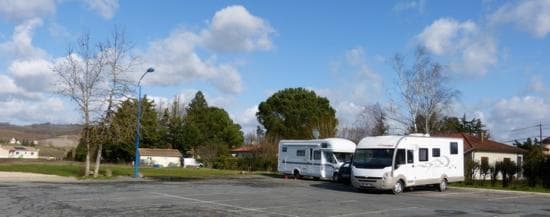 Aire de camping-cars de Varès
