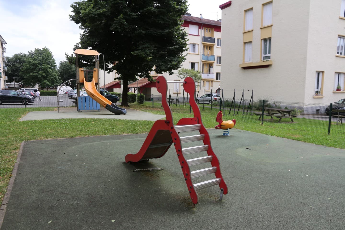 Aire de jeux Font aux Fées 01 - Pau Pyrénées Tourisme