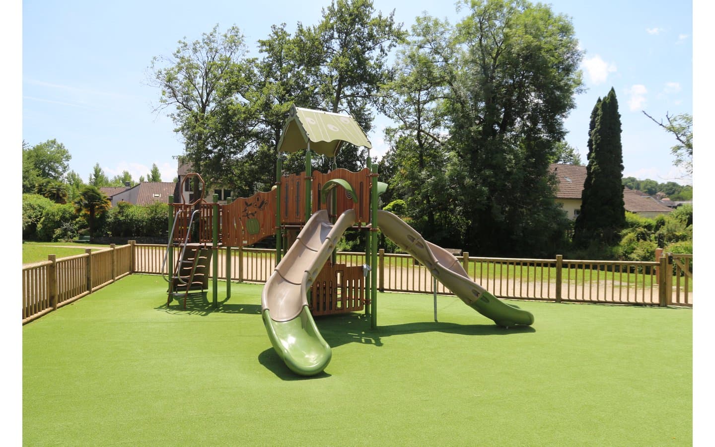 Aire de jeux Nez Gan - Pau Pyrénées Tourisme
