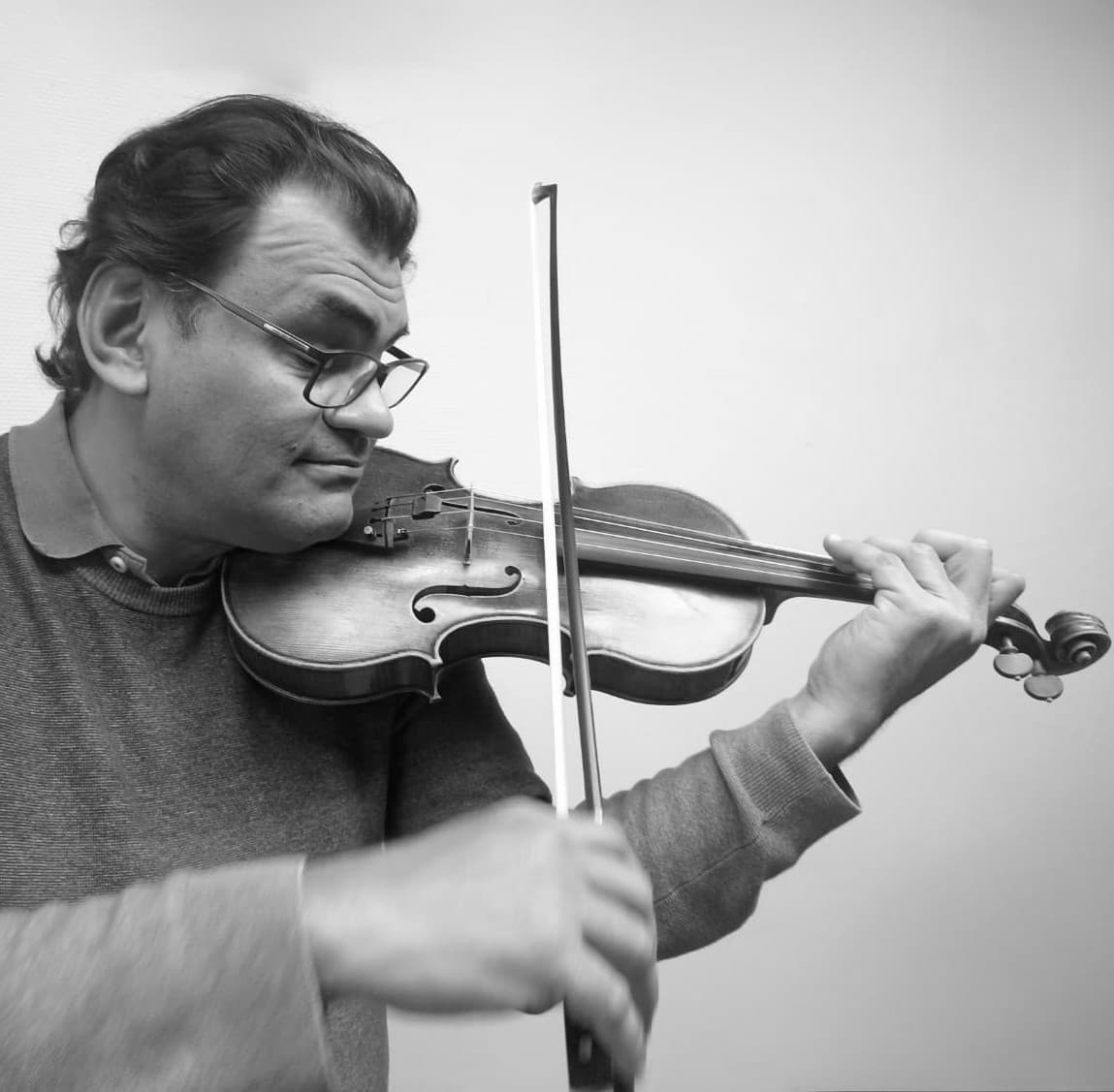 Alexander Cardenas