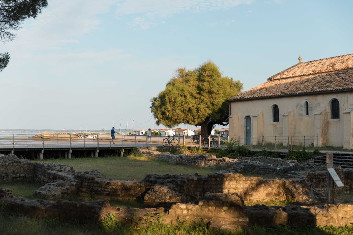 Andernos Tourisme Eglise et vestiges