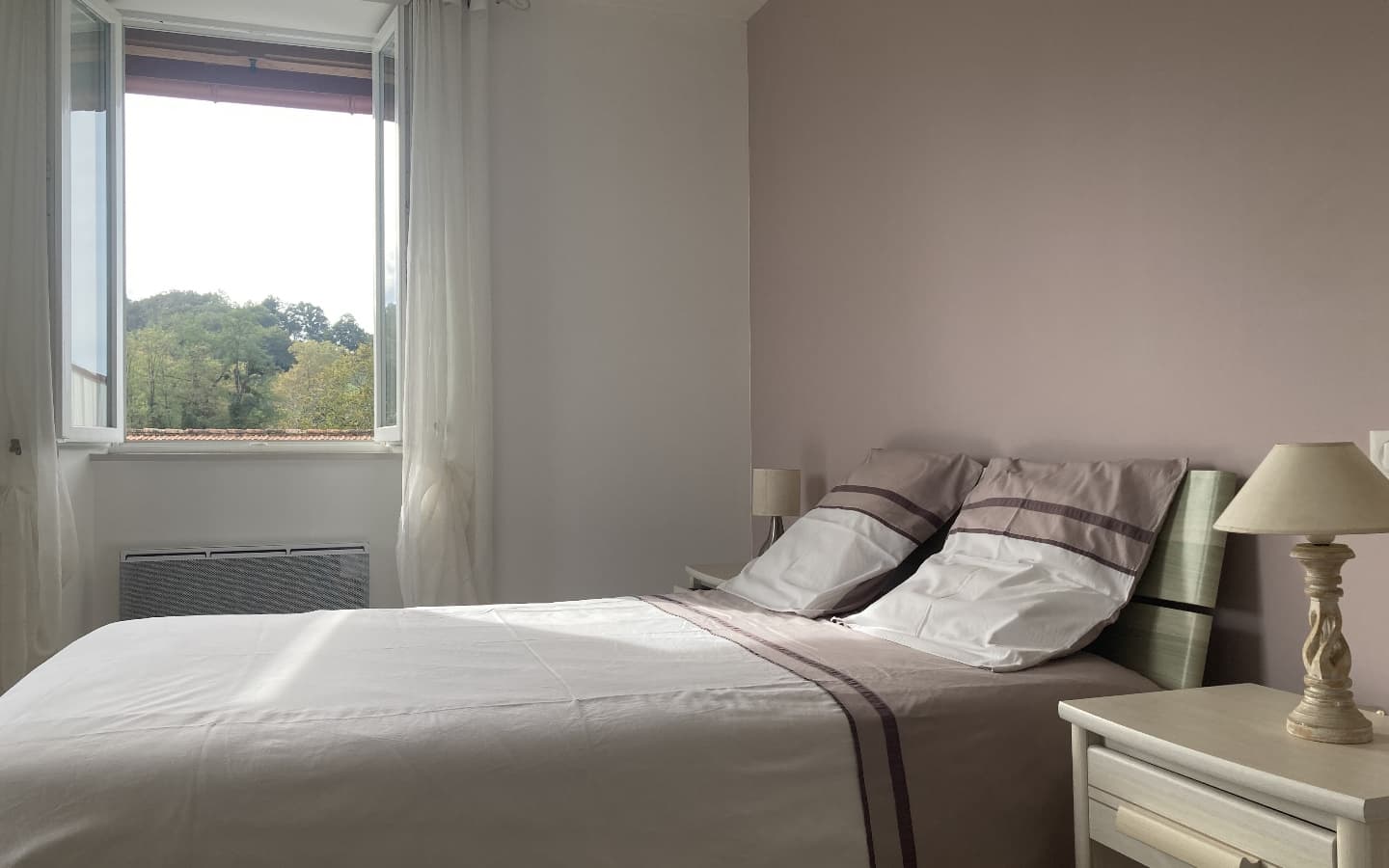 Anetania Chambre