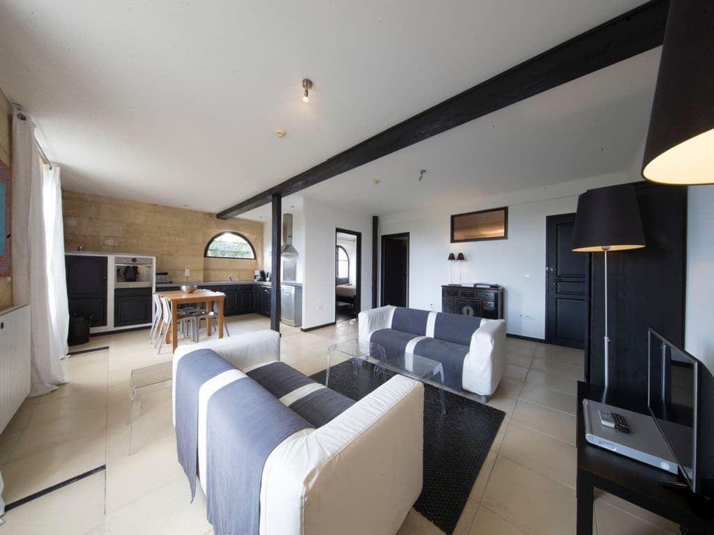 HOTEL CHATEAU LES MERLES